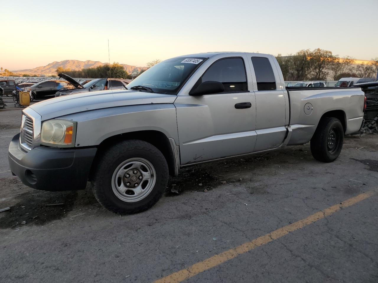 1D7HW22K45S257093 · 2005 DODGE DAKOTA