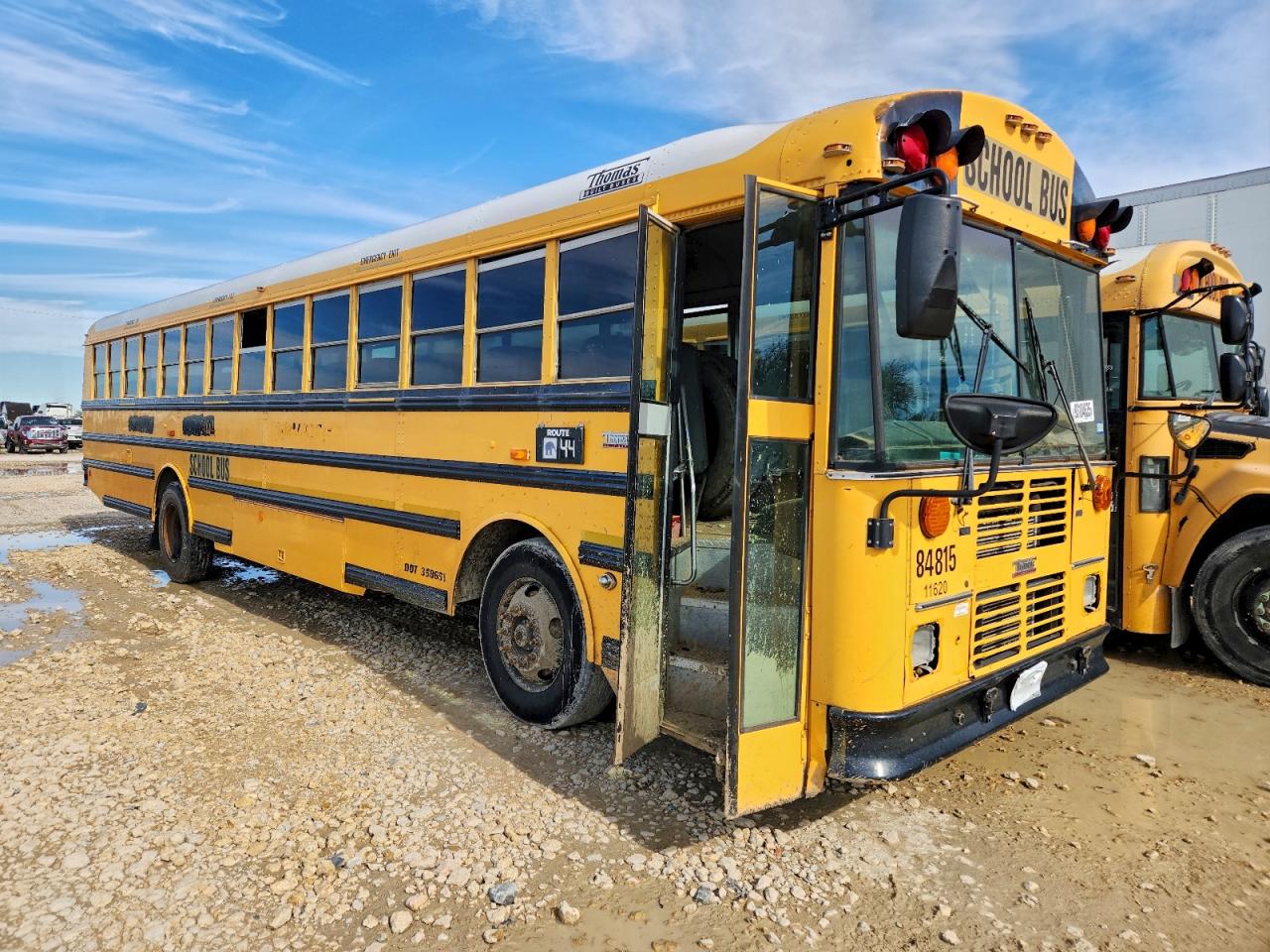 2007 THOMAS SCHOOL BUS