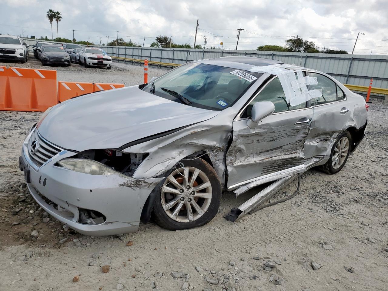 JTHBK1EG2A2349762 · 2010 LEXUS ES