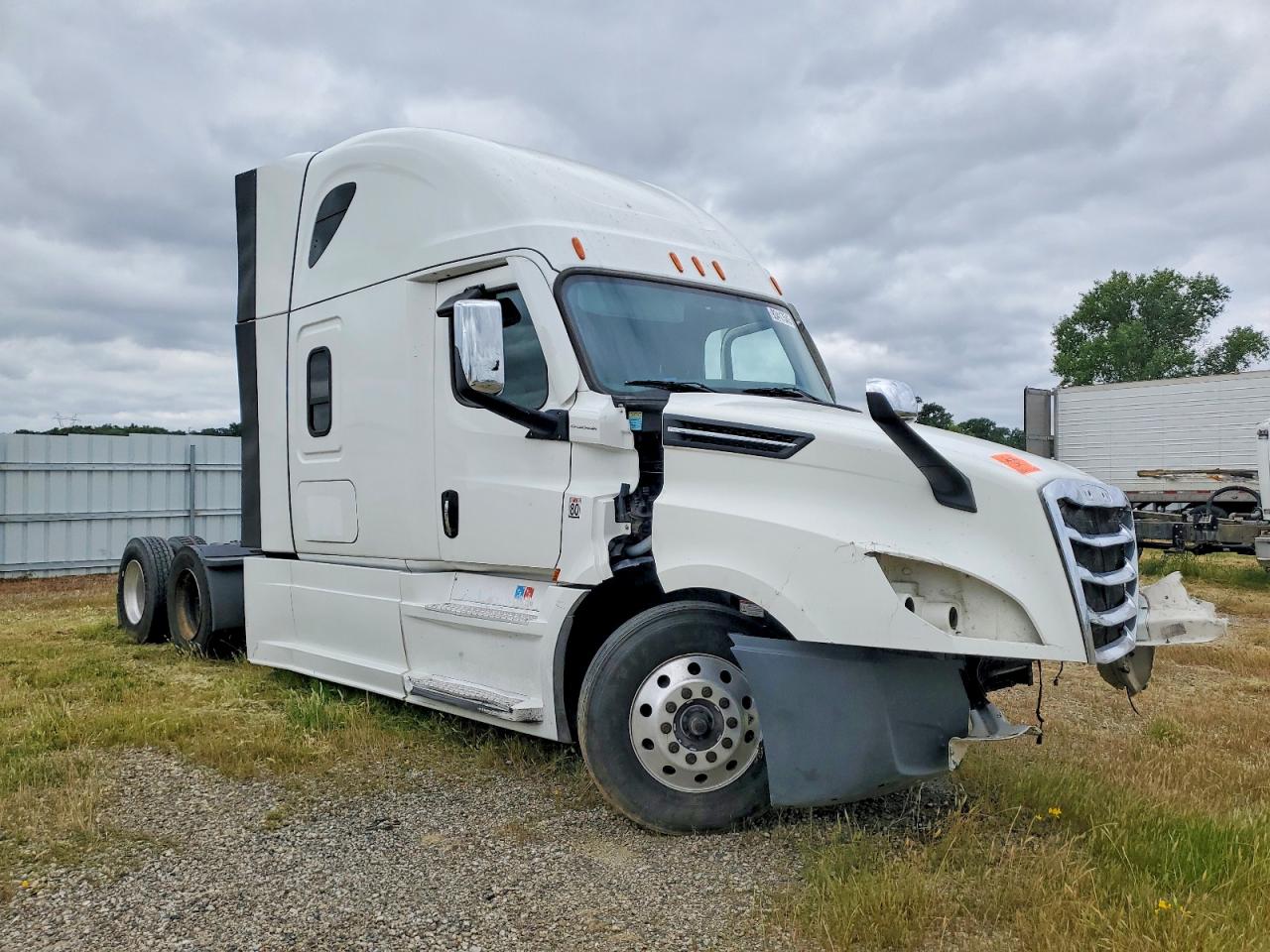 3AKJHHDRXNSNE0667 · 2022 FREIGHTLINER CASCADIA 126