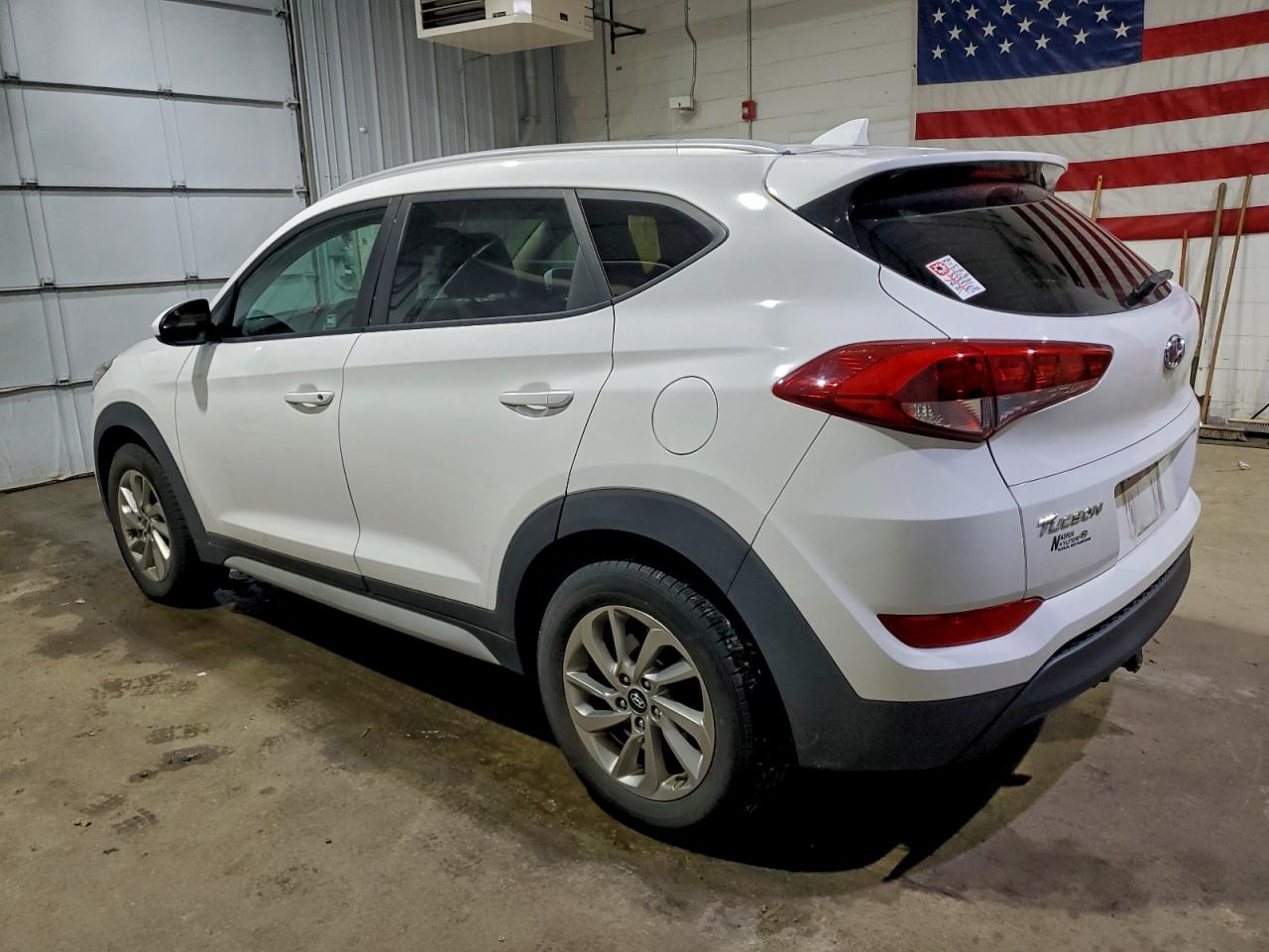 KM8J3CA41JU684688 · 2018 HYUNDAI TUCSON · 2/13