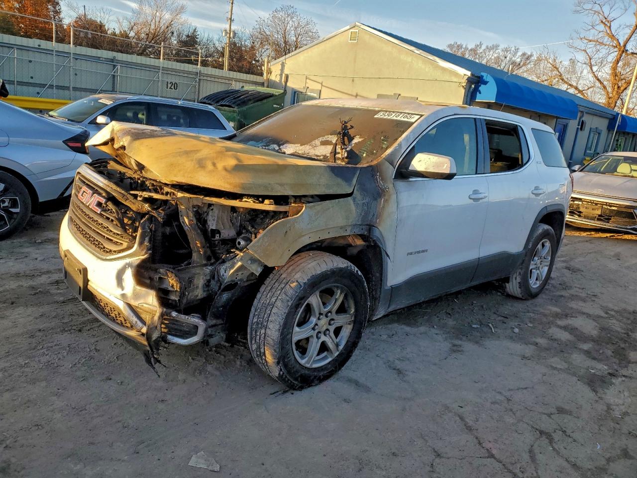1GKKNRLAXJZ108372 · 2018 GMC ACADIA