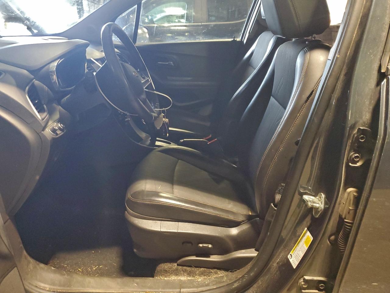 KL7CJLSBXMB309251 · 2021 CHEVROLET TRAX · 7/13