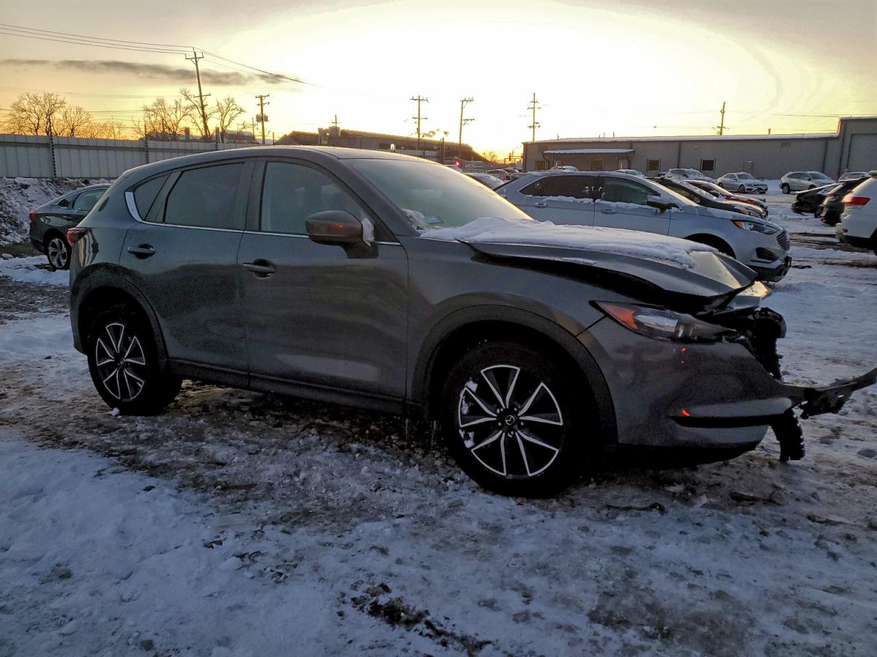 JM3KFBCM1J0421347 · 2018 MAZDA CX-5 · 4/13
