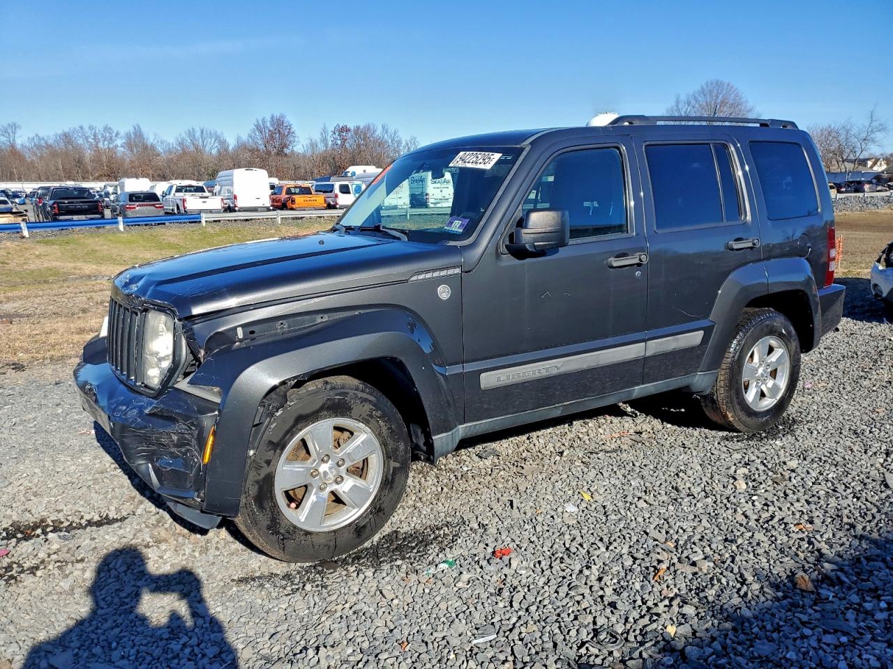 1J4PN2GK9BW588171 · 2011 JEEP LIBERTY