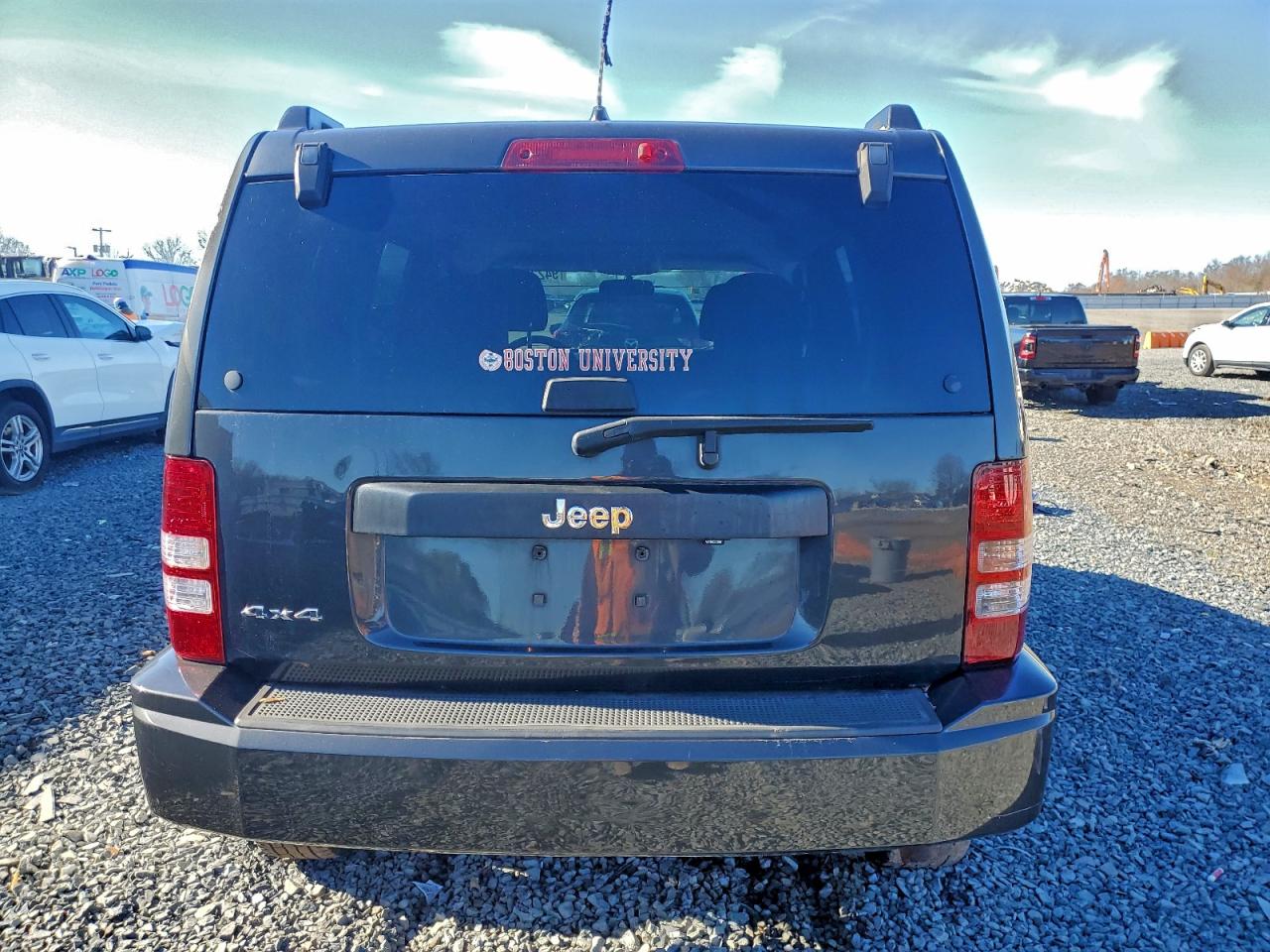 1J4PN2GK9BW588171 · 2011 JEEP LIBERTY · 6/13