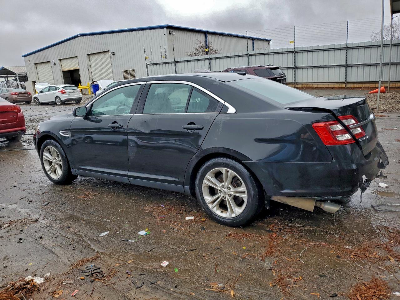 1FAHP2E87FG121574 · 2015 FORD TAURUS · 2/12