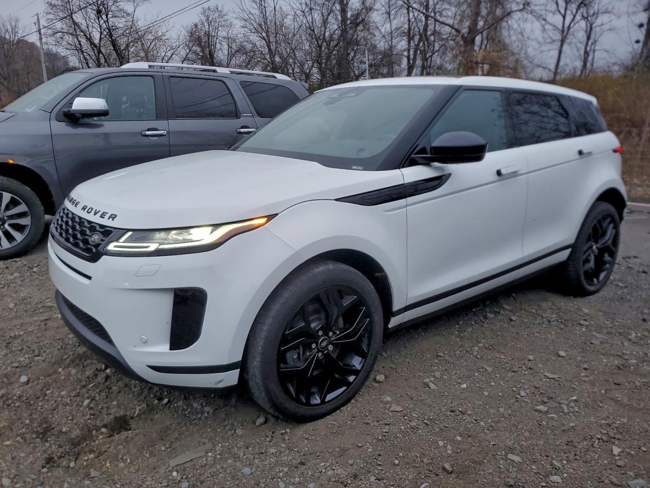 SALZP2FX8PH227623 · 2023 LAND ROVER RANGE ROVER EVOQUE