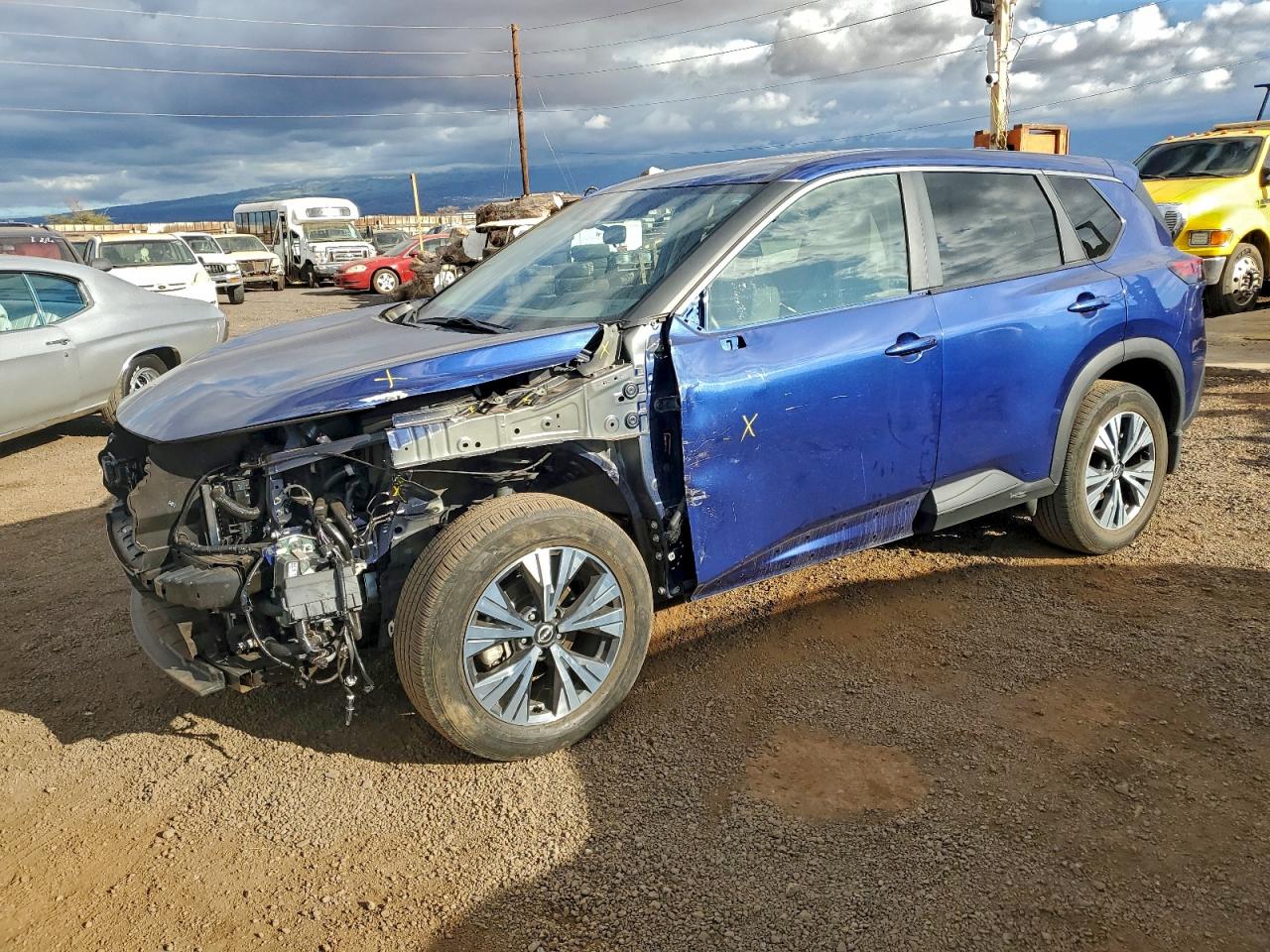 5N1BT3BA2NC711577 · 2022 NISSAN ROGUE