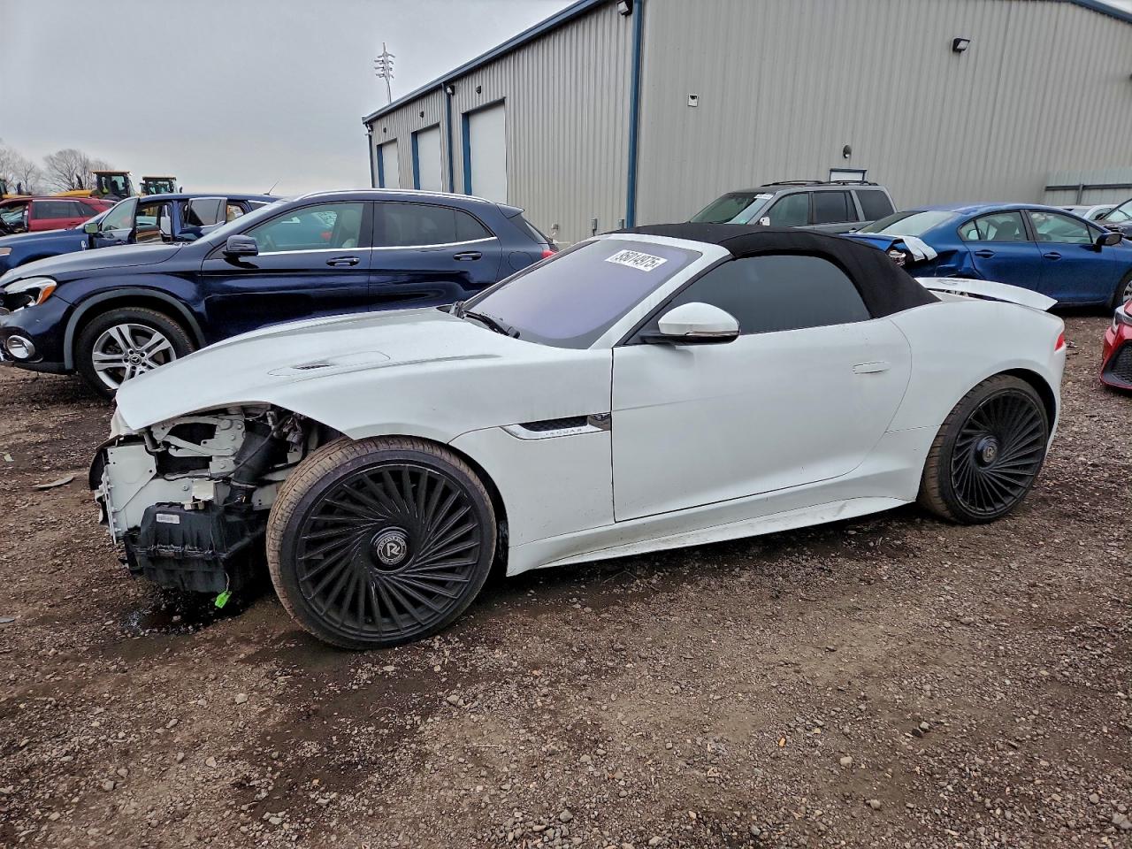 SAJWJ6FV4H8K41653 · 2017 JAGUAR F-TYPE