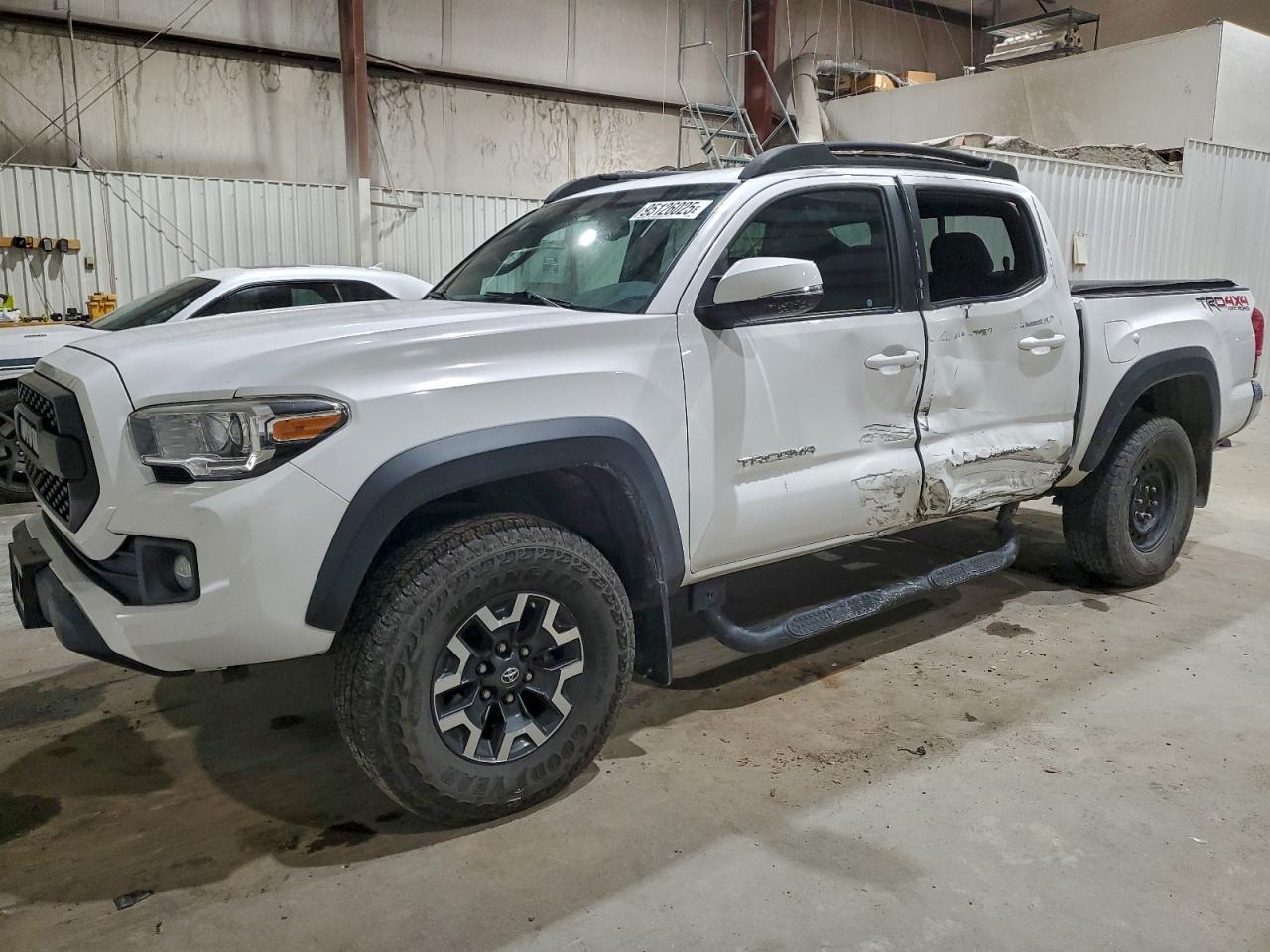 3TMCZ5AN8GM035855 · 2016 TOYOTA TACOMA