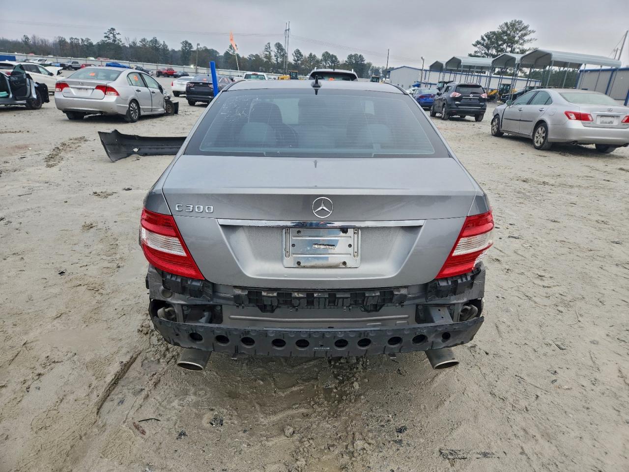 WDDGF5EB7BR170123 · 2011 MERCEDES-BENZ C · 6/12