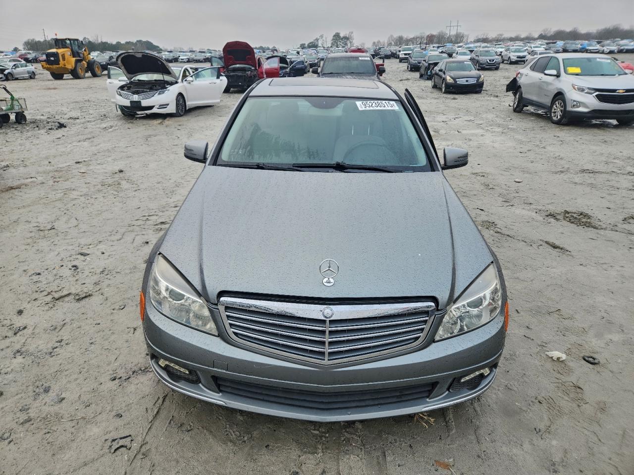 WDDGF5EB7BR170123 · 2011 MERCEDES-BENZ C · 5/12
