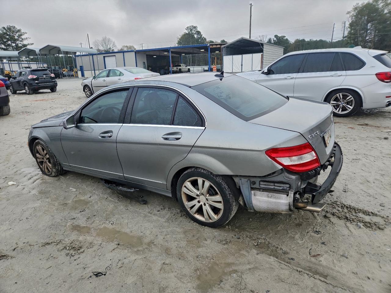 WDDGF5EB7BR170123 · 2011 MERCEDES-BENZ C · 2/12