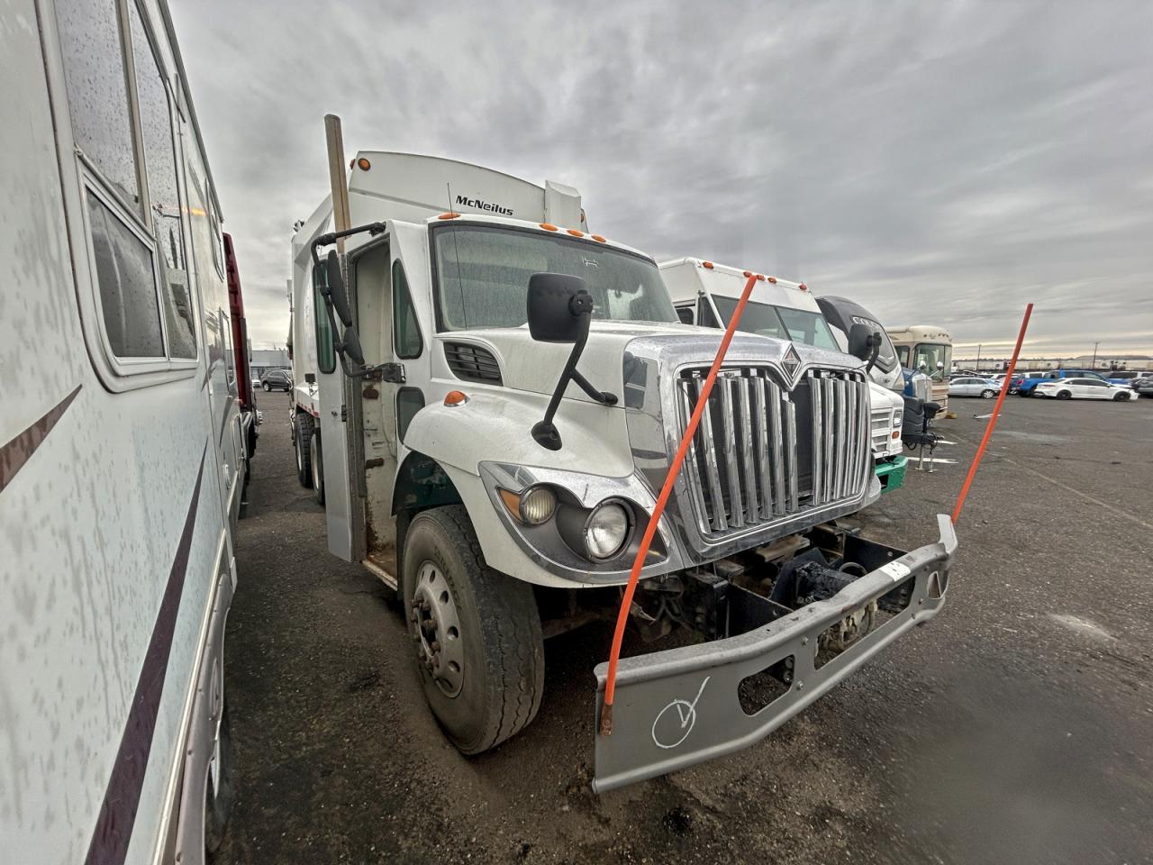 1HTWCAZR78J675068 · 2008 INTERNATIONAL 7000