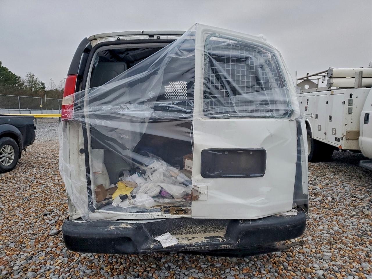 1GCGG25C481200233 · 2008 CHEVROLET EXPRESS · 6/13