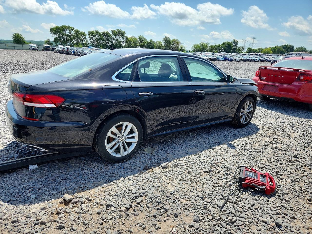 1VWSA7A36LC019613 · 2020 VOLKSWAGEN PASSAT · 3/13