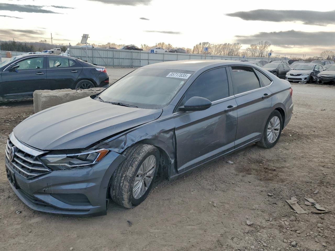 3VWC57BU1KM139400 · 2019 VOLKSWAGEN JETTA