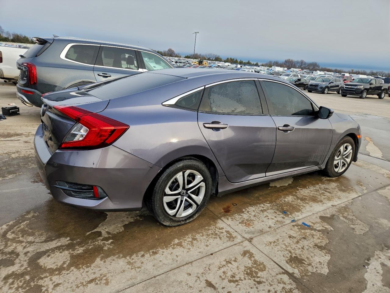 19XFC2F53JE206406 · 2018 HONDA CIVIC · 3/12