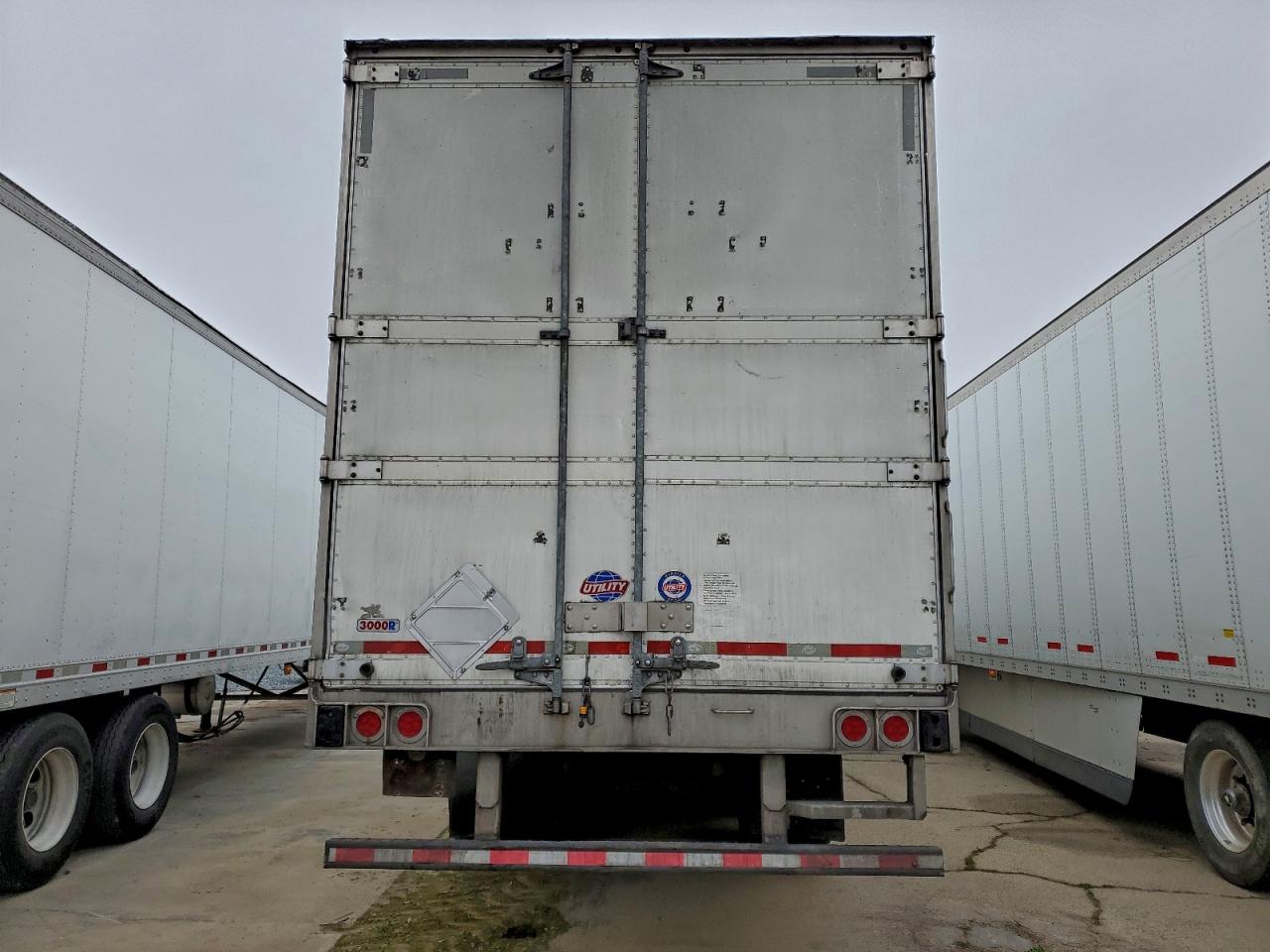 1UYVS2536H2941016 · 2016 UTILITY TRAILER TRAILER · 6/10