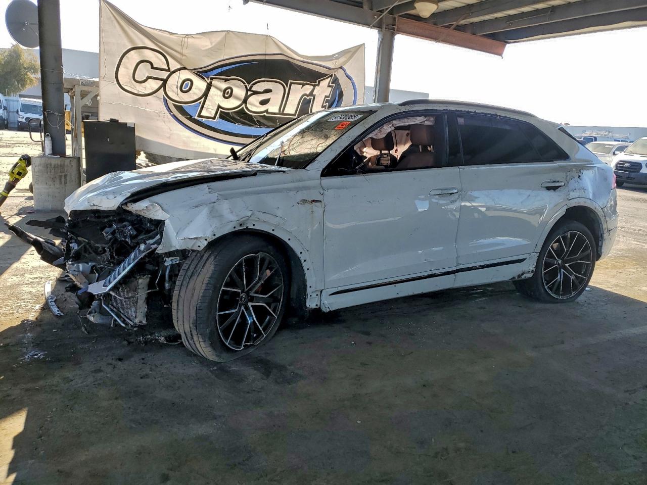 WA1EVBF14ND008003 · 2022 AUDI Q8