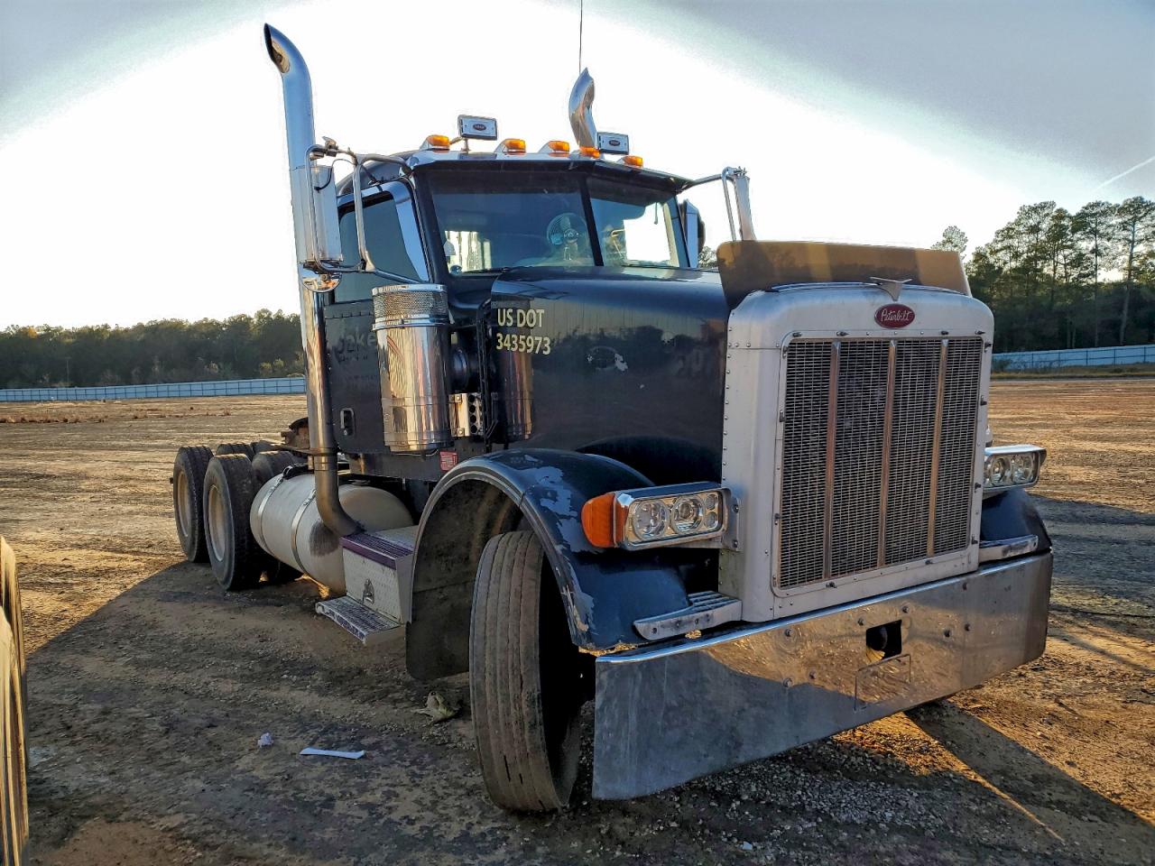 1XPFDU9X57N668636 · 2007 PETERBILT 378
