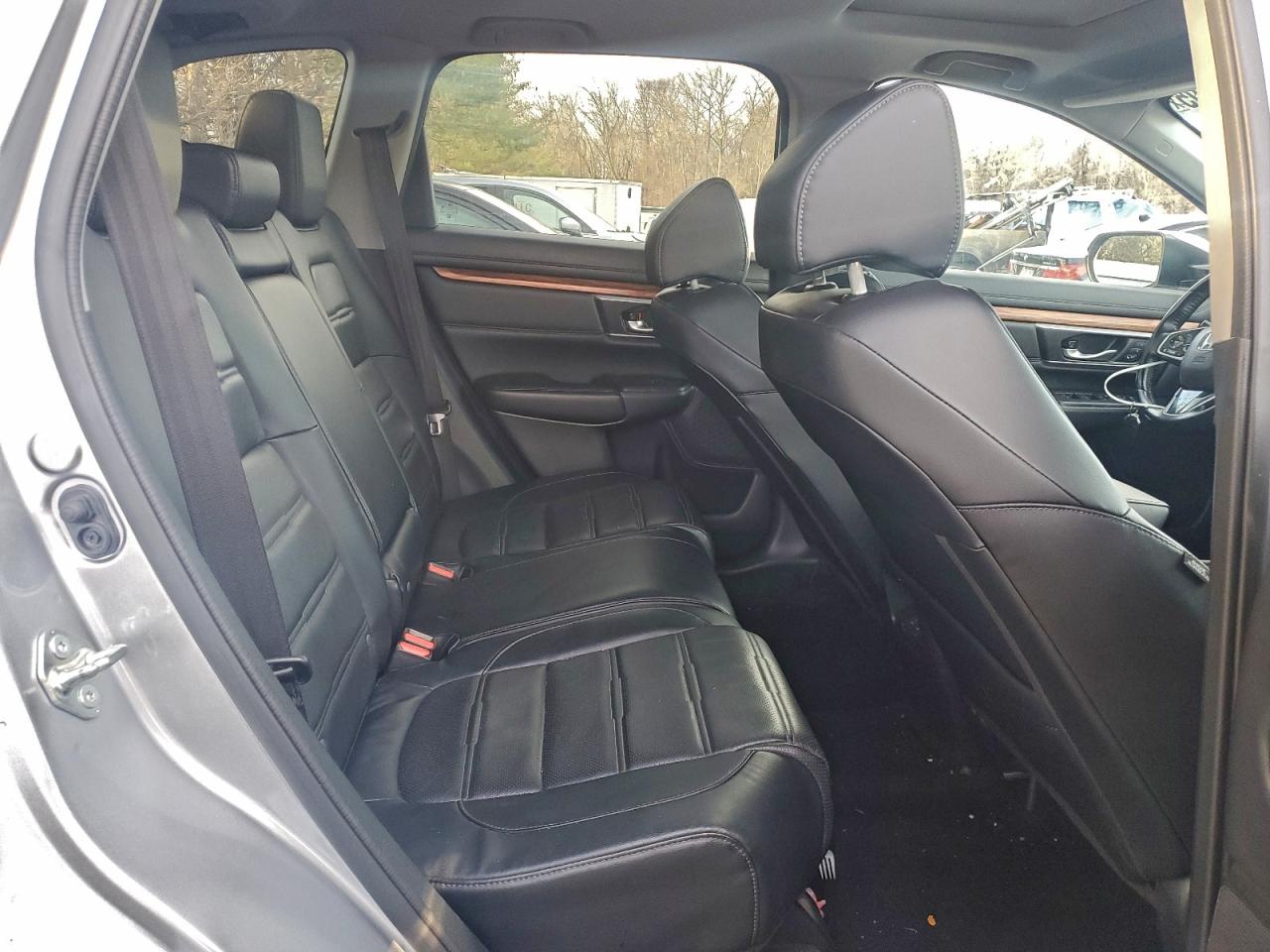 NJ2453E · 2018 HONDA CR-V · 11/13