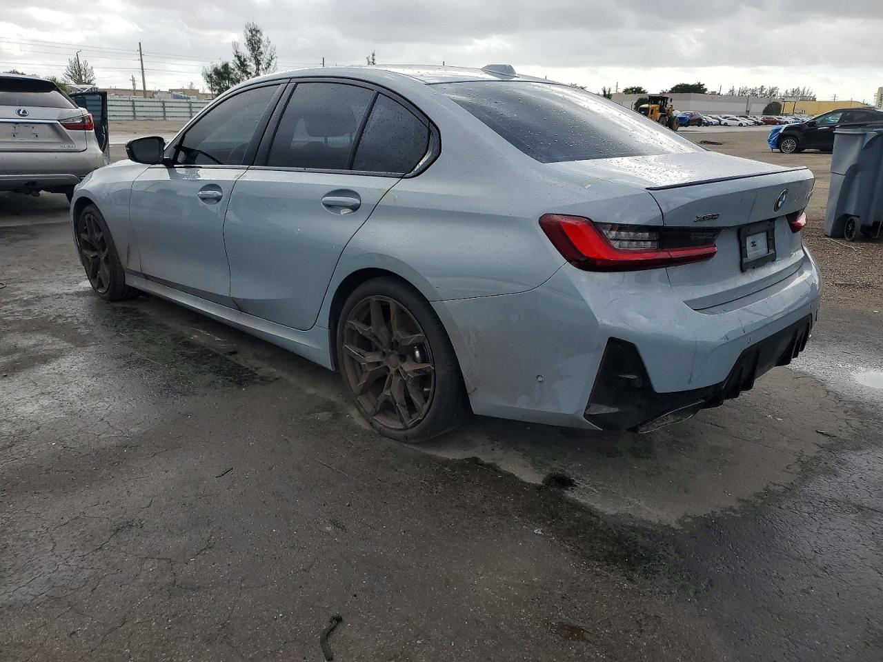 3MW69FT08S8F20063 · 2025 BMW M340XI · 2/13