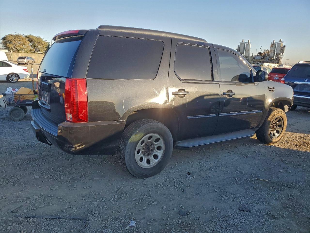 1GYS3BEF9CR283324 · 2012 CADILLAC ESCALADE · 3/13