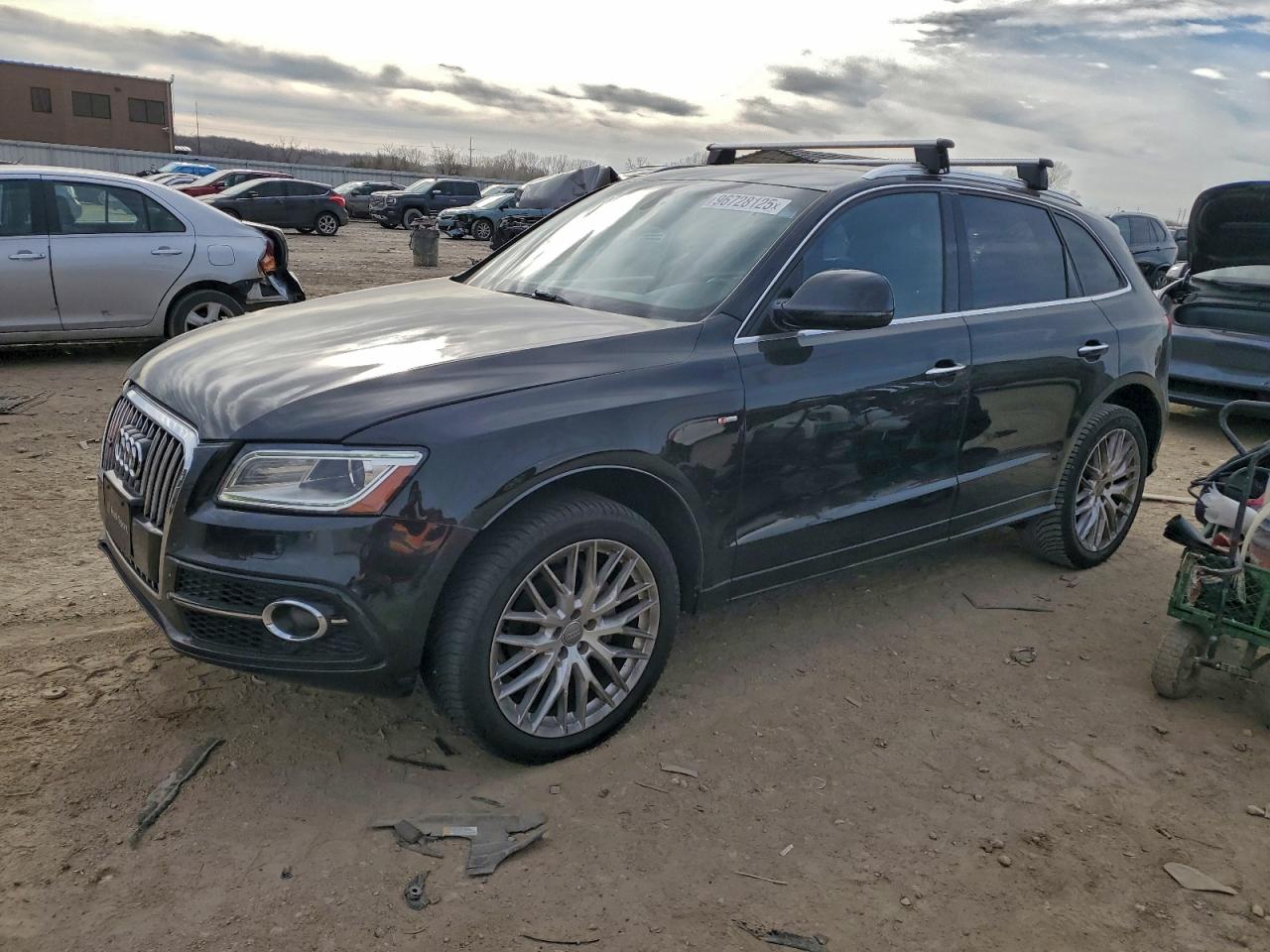 WA1M2AFPXHA059921 · 2017 AUDI Q5