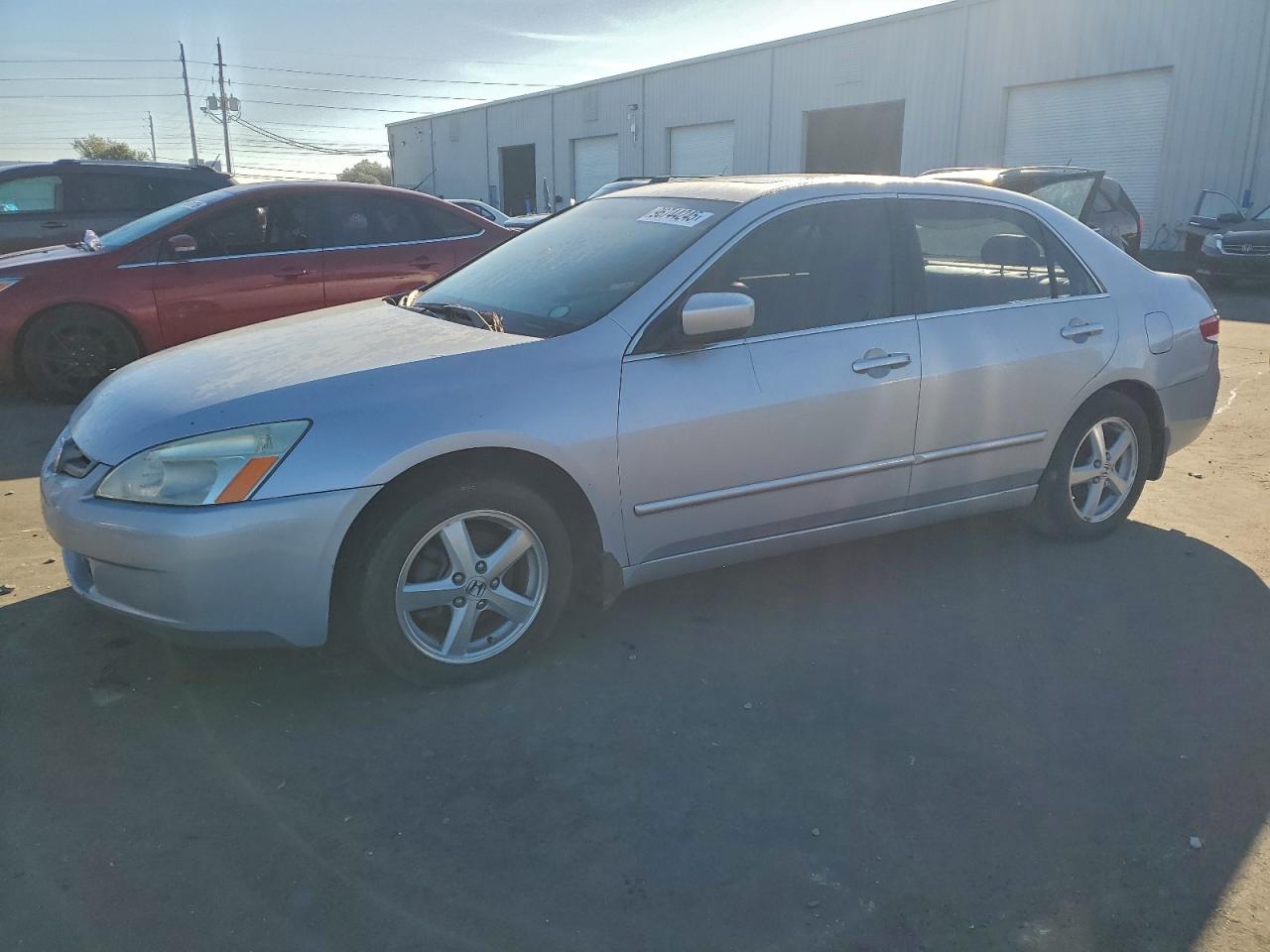 1HGCM66564A089324 · 2004 HONDA ACCORD