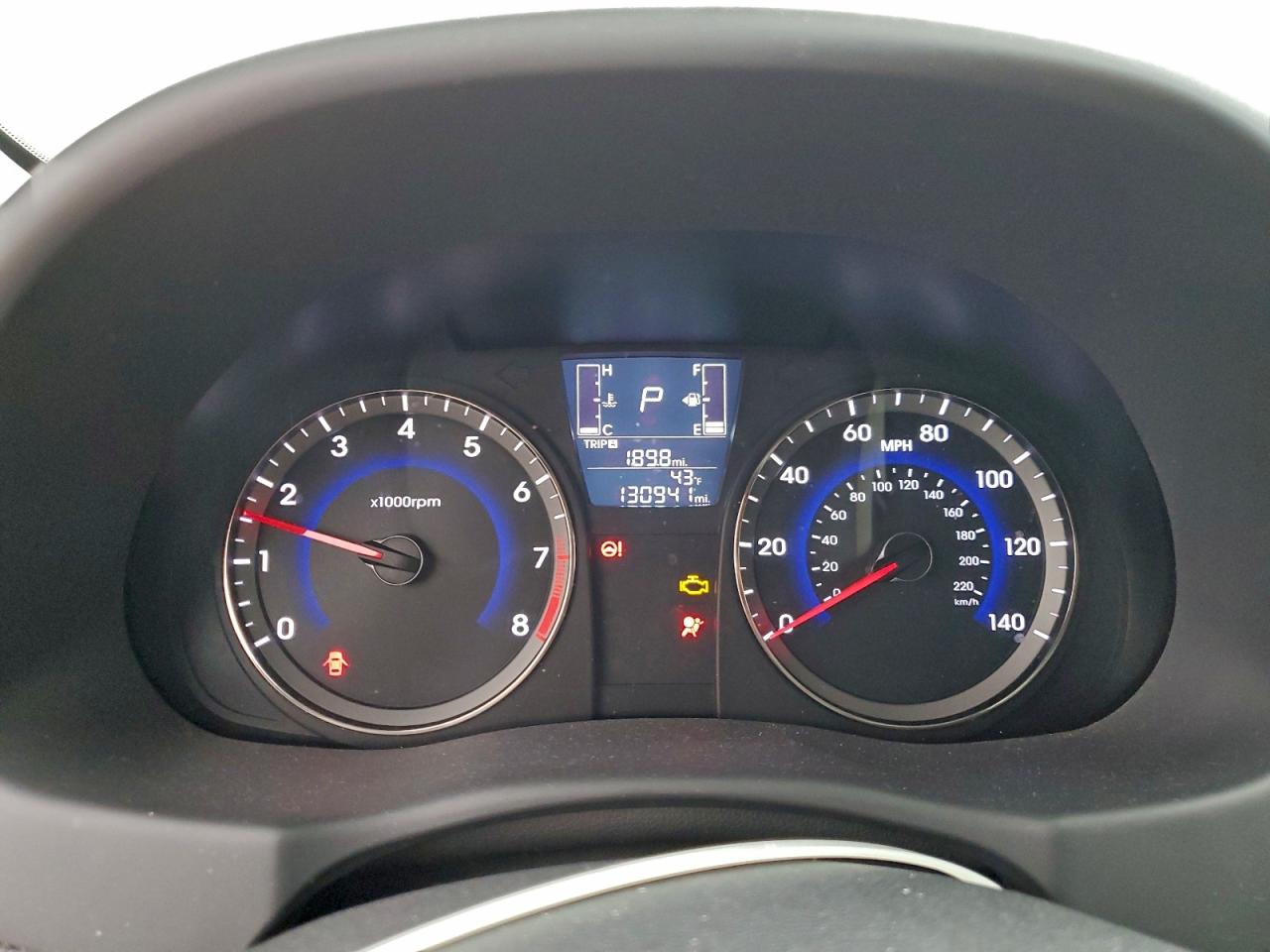KMHCT4AE0HU373688 · 2017 HYUNDAI ACCENT · 9/12