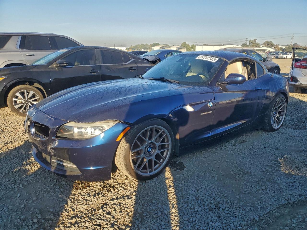 WBALM53559E162130 · 2009 BMW Z4