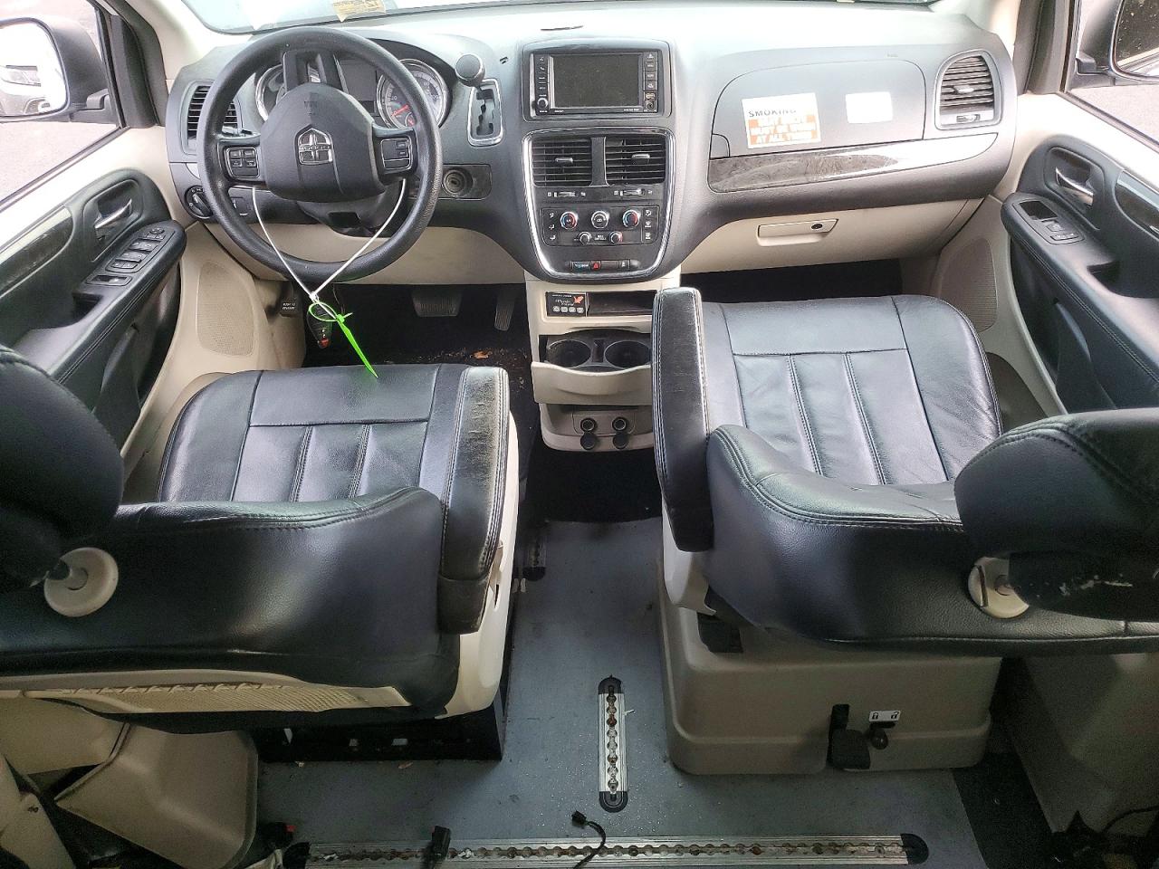2C7WDGBG2KR727671 · 2019 DODGE GRAND CARAVAN · 8/13