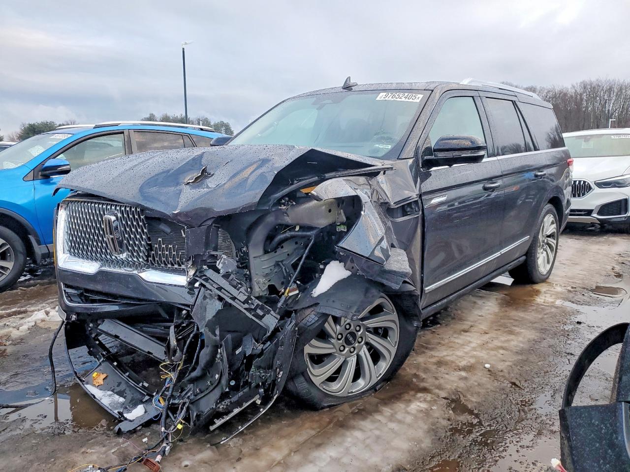 5LMJJ2LG5REL16296 · 2024 LINCOLN NAVIGATOR