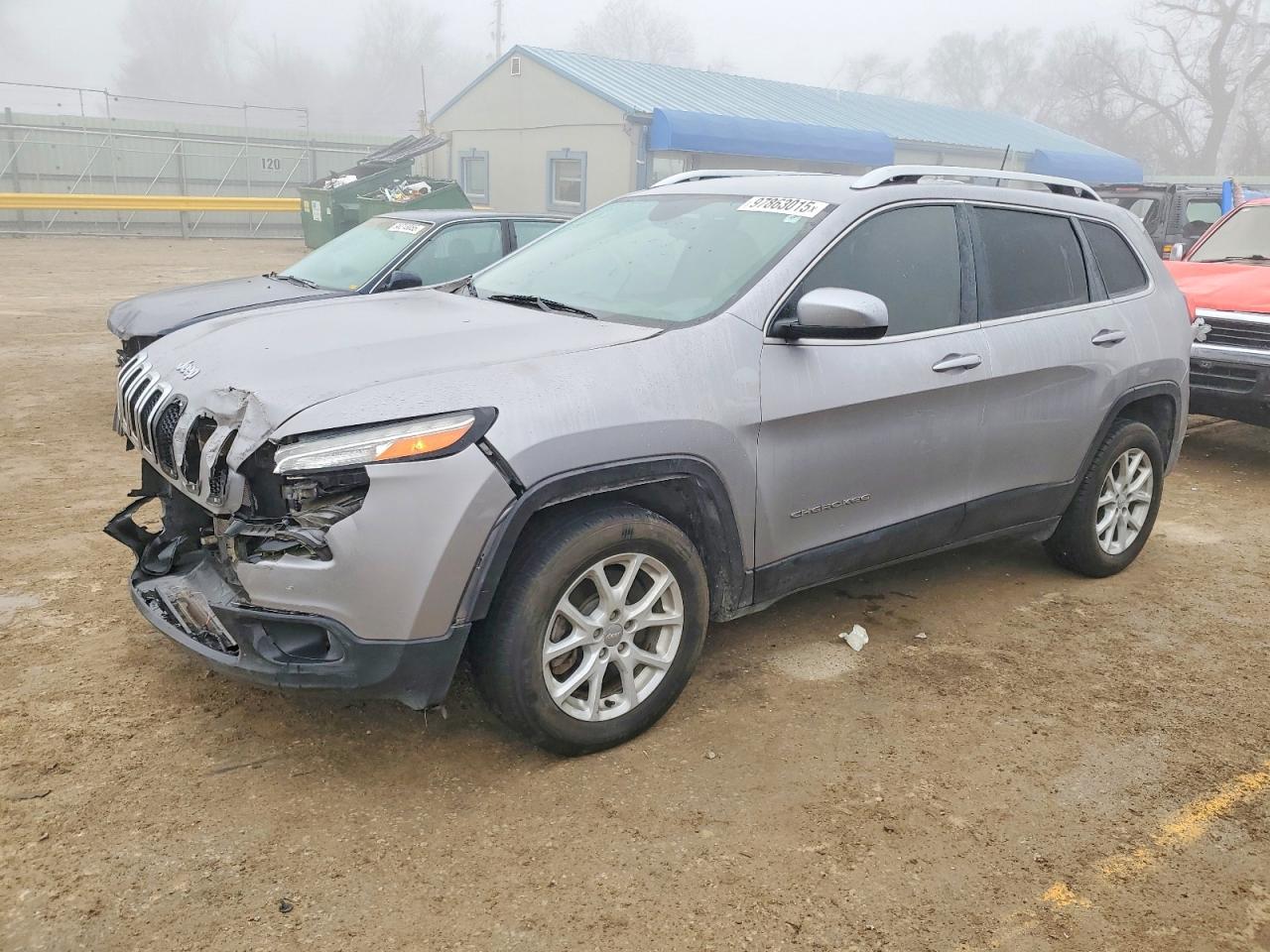1C4PJLCB5JD566675 · 2018 JEEP CHEROKEE