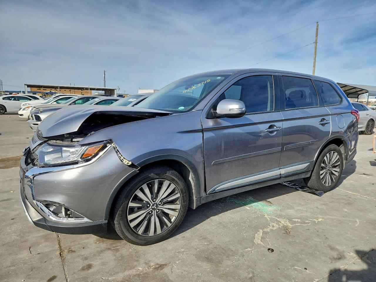 JA4AD3A3XKZ010224 · 2019 MITSUBISHI OUTLANDER