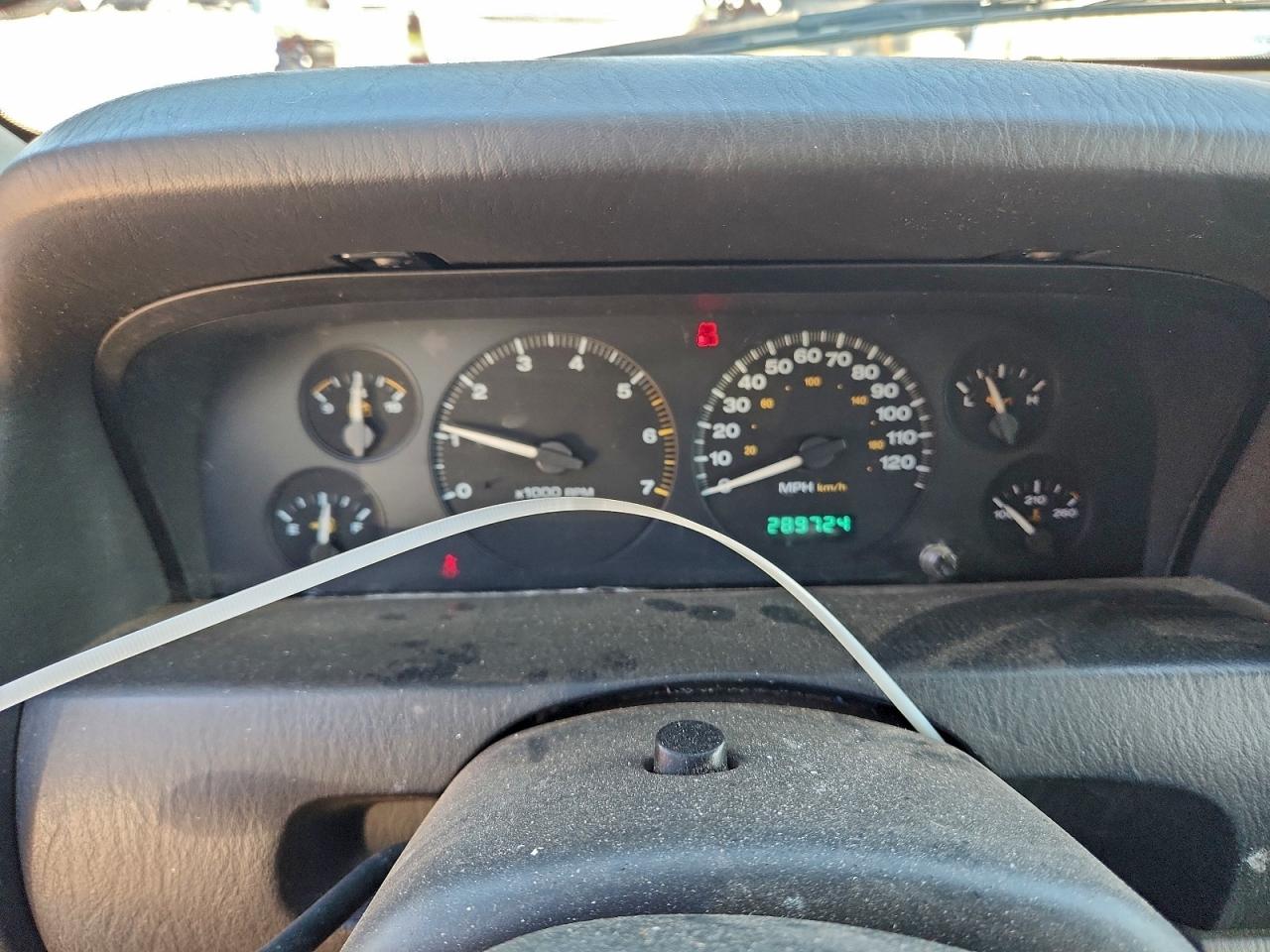1J4GX48S24C433213 · 2004 JEEP GRAND CHEROKEE · 9/13