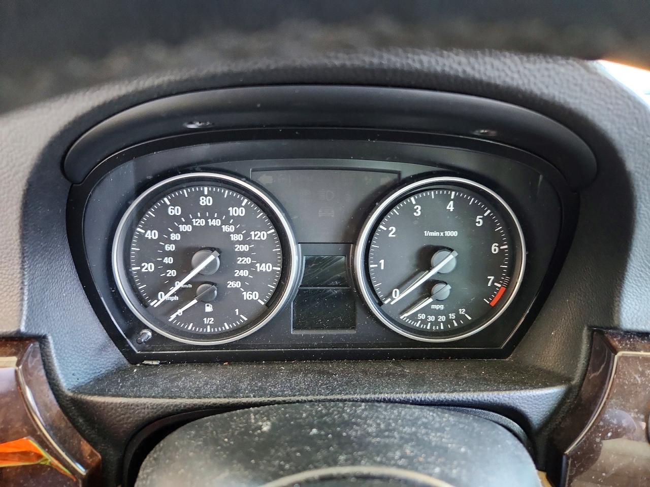 WBAPH7G59BNM57734 · 2011 BMW 328 · 9/12