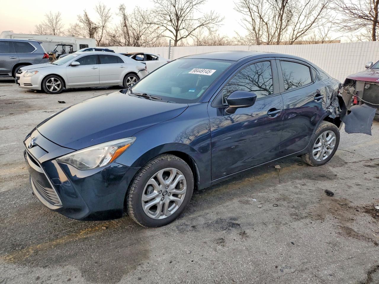 3MYDLBYV7JY328156 · 2018 TOYOTA YARIS IA
