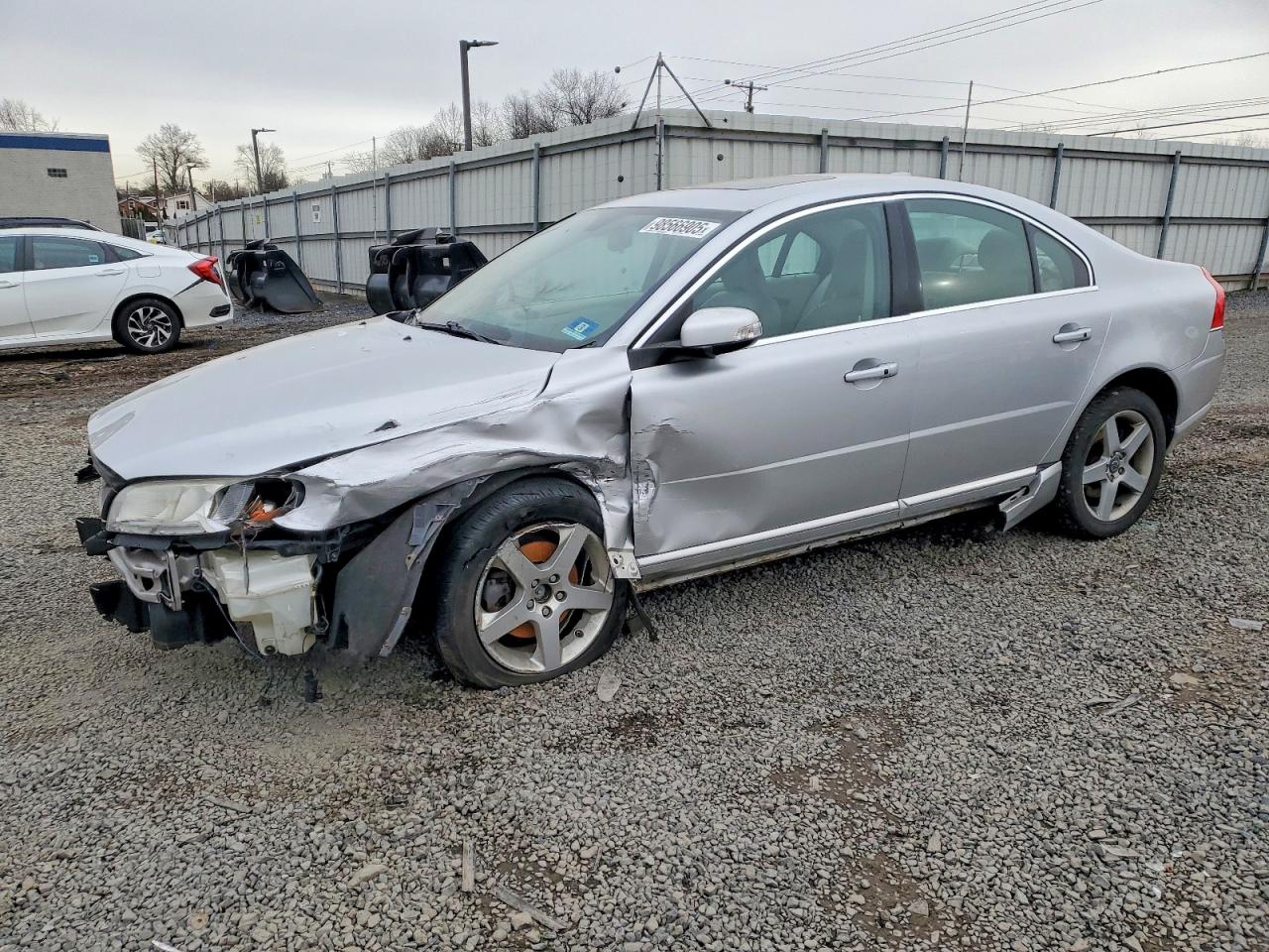 YV1992AHXA1132413 · 2010 VOLVO S80