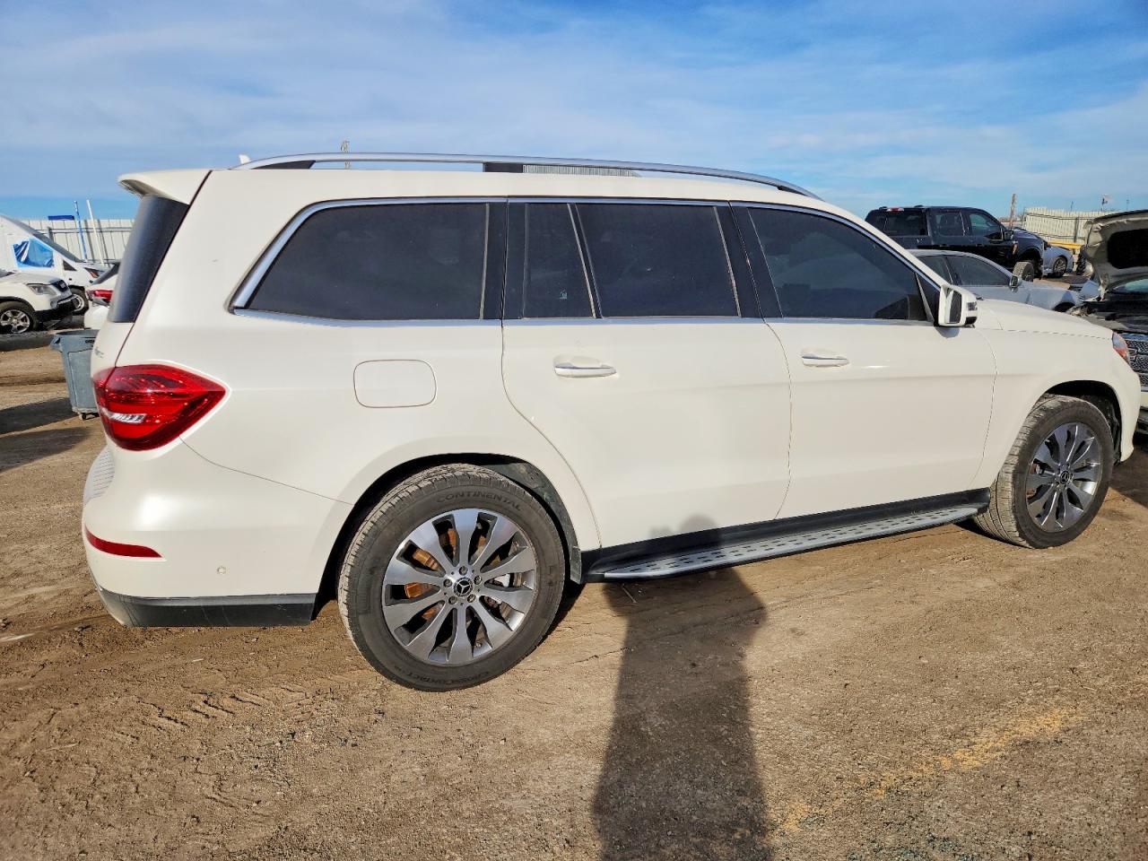 4JGDF6EE0JB050003 · 2018 MERCEDES-BENZ GLS · 3/13