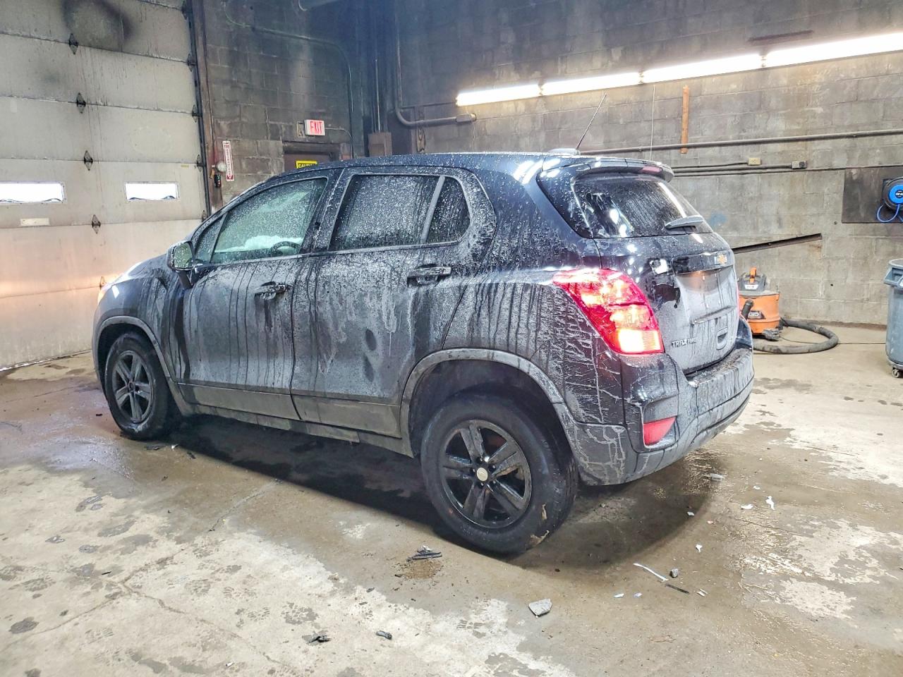 3GNCJNSB3KL237732 · 2019 CHEVROLET TRAX · 2/13