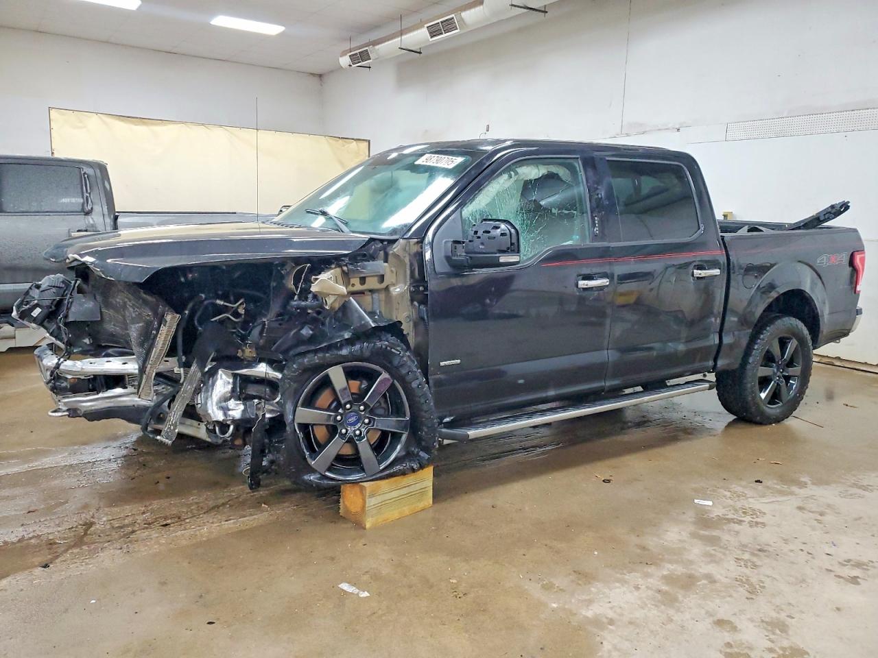 1FTEW1EGXFFB69139 · 2015 FORD F150