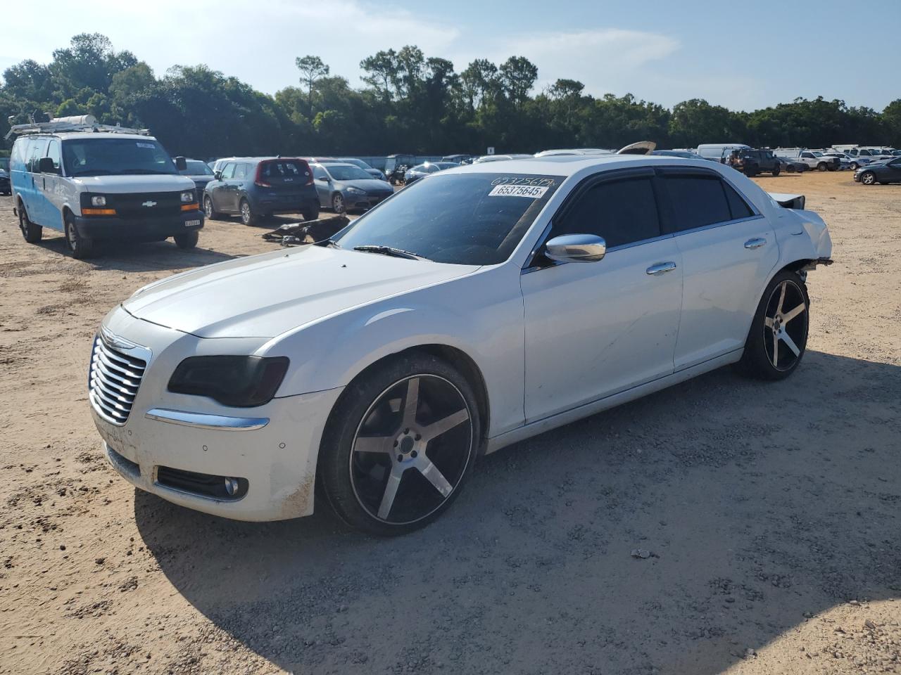 2C3CA6CT0BH554791 · 2011 CHRYSLER 300C