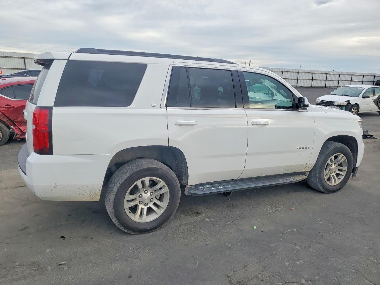 1GNSCBKC0LR211564 · 2020 CHEVROLET TAHOE · 3/13