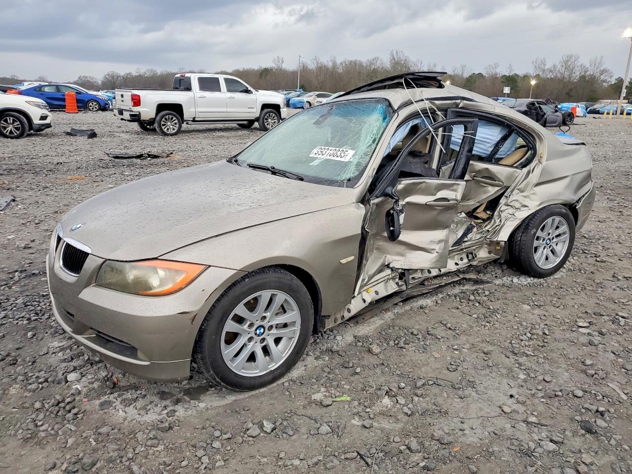 WBAVA33547KX81936 · 2007 BMW 328