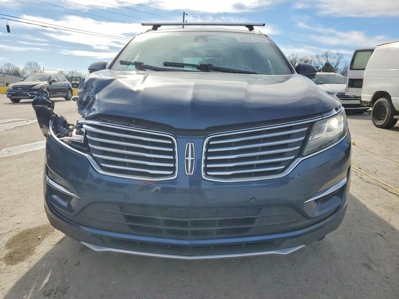 5LMCJ1A96FUJ18111 · 2015 LINCOLN MKC · 5/12
