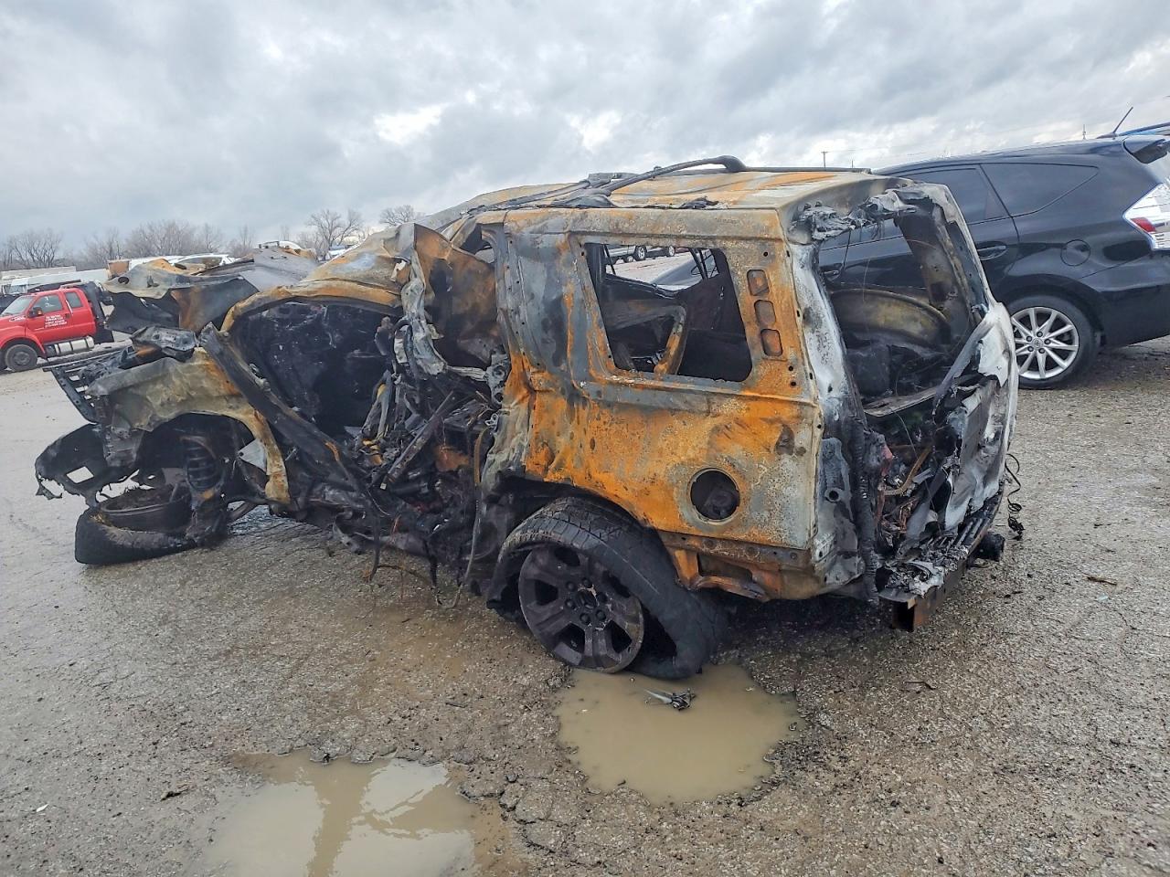 1GNSKBKCXGR211628 · 2016 CHEVROLET TAHOE · 2/12