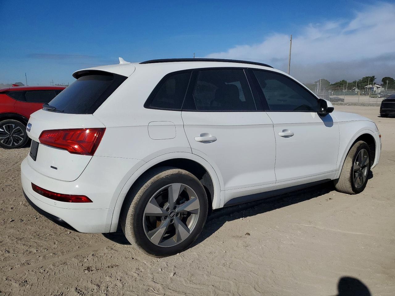 WA1ANAFY9L2084069 · 2020 AUDI Q5 · 3/13